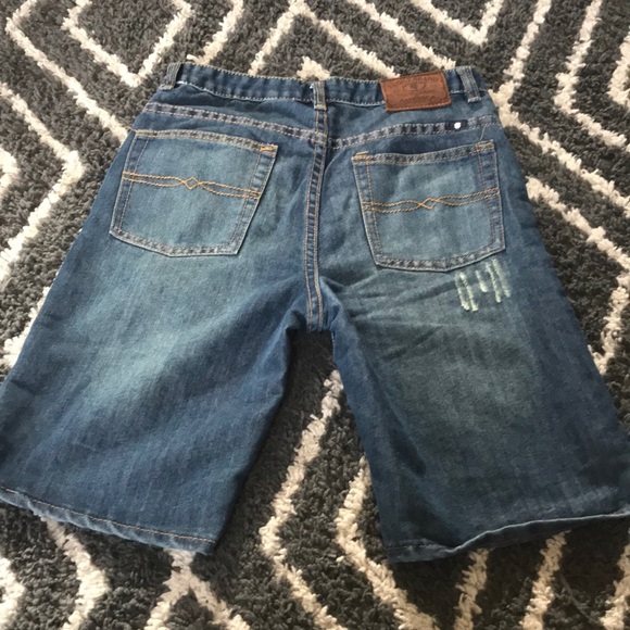 Boys shorts lucky brand - Picture 3 of 3